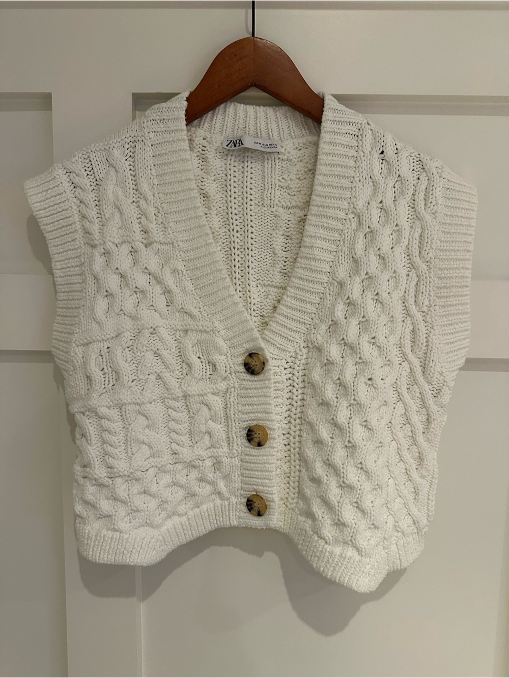 Zara Cream Cable-Knit Buttoned Vest